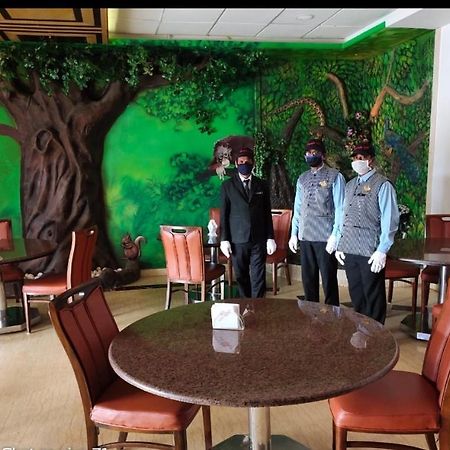 Hotel Sharada International ウドゥピ エクステリア 写真